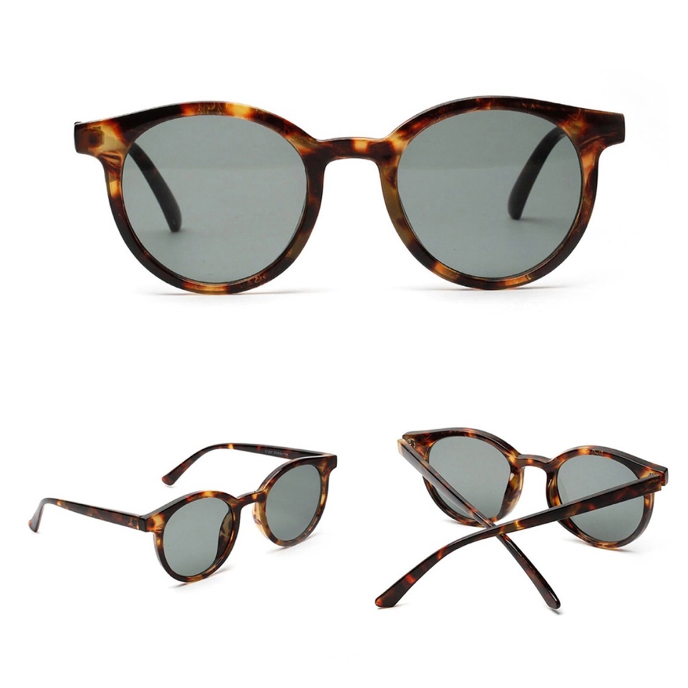 ⭐️SALE⭐️ Rounded Vintage Style Tortoise Sunglasses - Picture 2 of 3